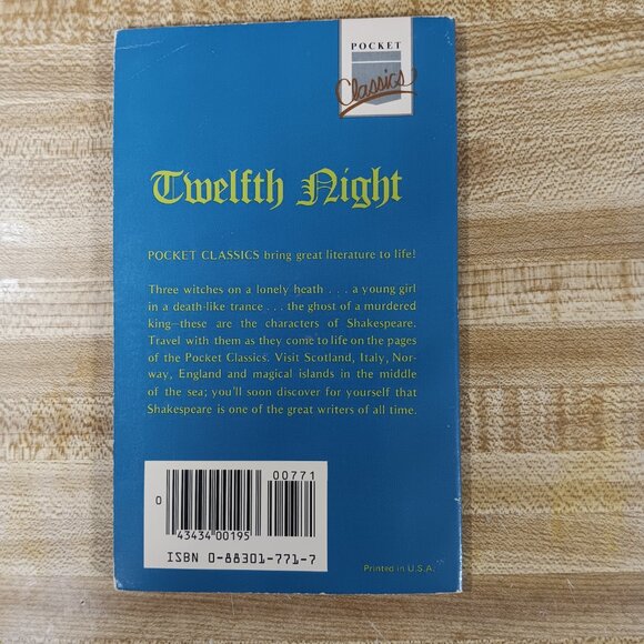 Twelfth Night William Shakespeare 1984 B&W Pocket Classics Comic Paperback Vtg - Picture 2 of 6